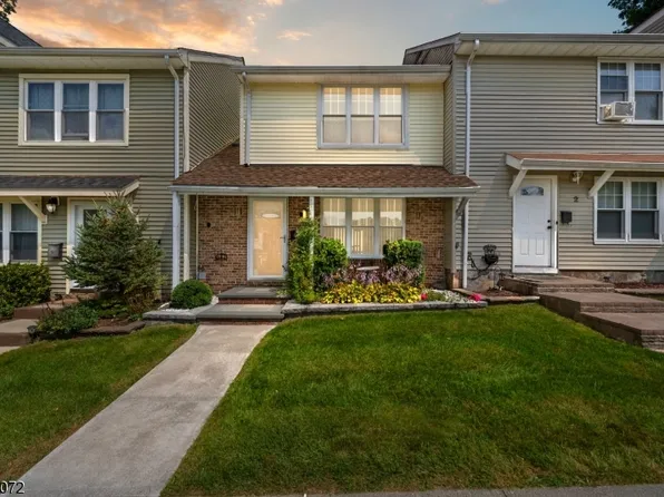 3 Byram Ave #3, Dover Town, NJ 07801