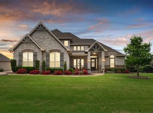 206 Torrance Dr, Cave Springs, AR 72718