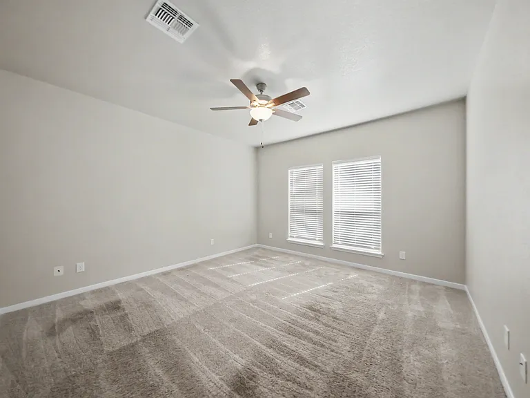1475 Shadow Hill Ln — Photo 21