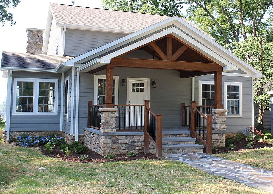 Front porch & entry