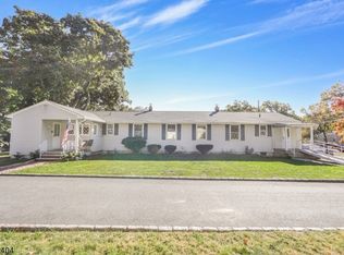 1 Claverack Rd, Clifton, NJ 07013