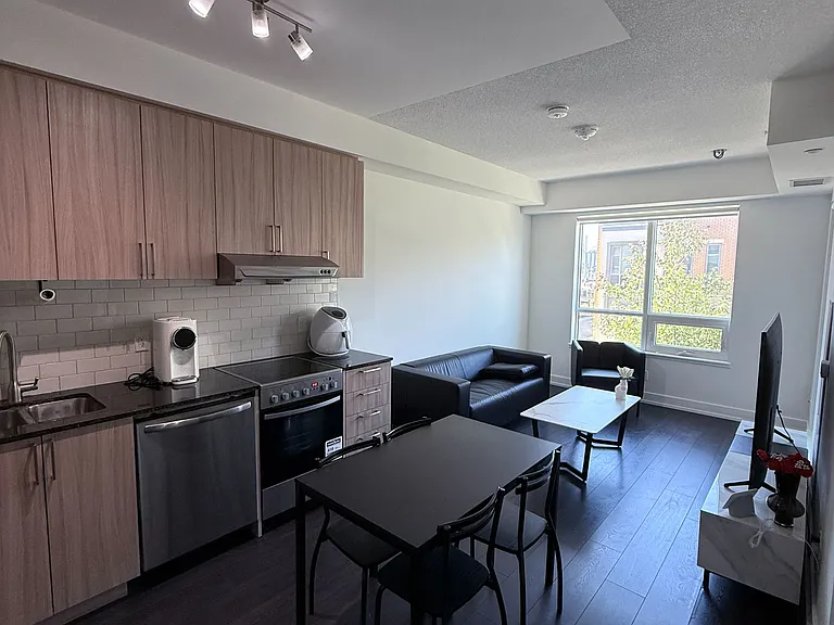 268 Buchanan Dr #212W — Photo 7