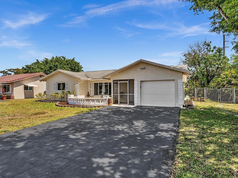 1st image of 9912 Westwood Drive