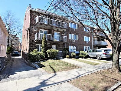 1st image of 2628 E 26th St #302S