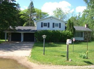 596 W River Dr W, Stevens Point, WI 54481