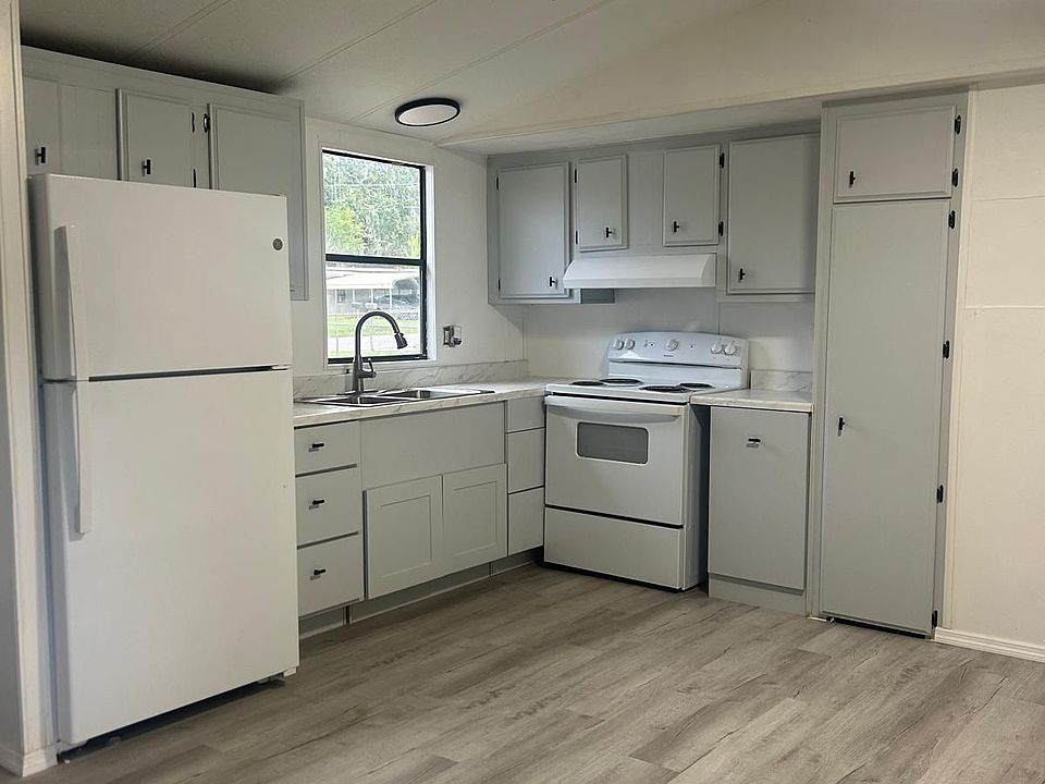 KITCHEN OPEN SPACE (NEW HOME APPLIANCES)