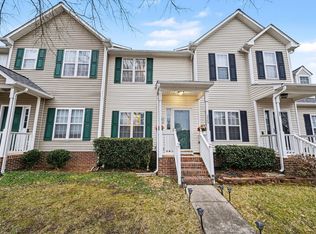 229 Commons Dr, Holly Springs, NC 27540