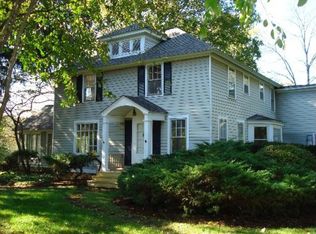 112 Old Barrington Rd, North Barrington, IL 60010