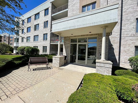 4th image of 10720 S Washington St APT 306