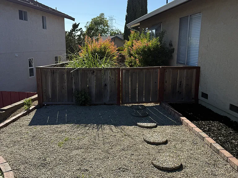Front yard side access
