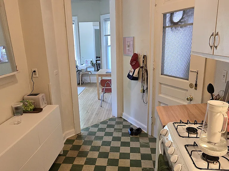 2502 N Frederick Ave #1 — Photo 7