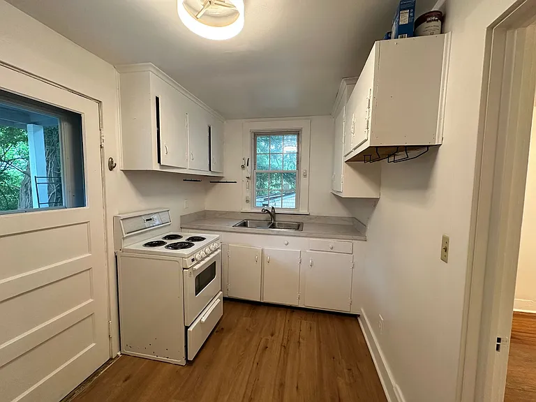 101-5 Griffin Ave — Photo 6