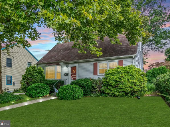 17 Olden Ter, Hamilton, NJ 08610