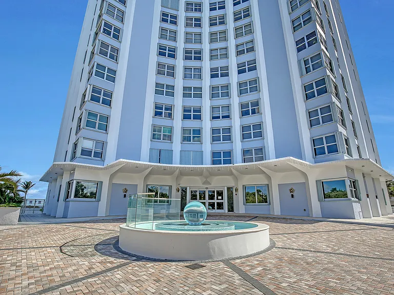 5200 N Ocean Dr #1902 — Photo 53