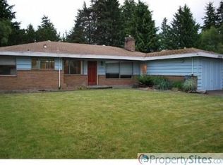 19240 Wallingford Ave N, Seattle, WA 98133