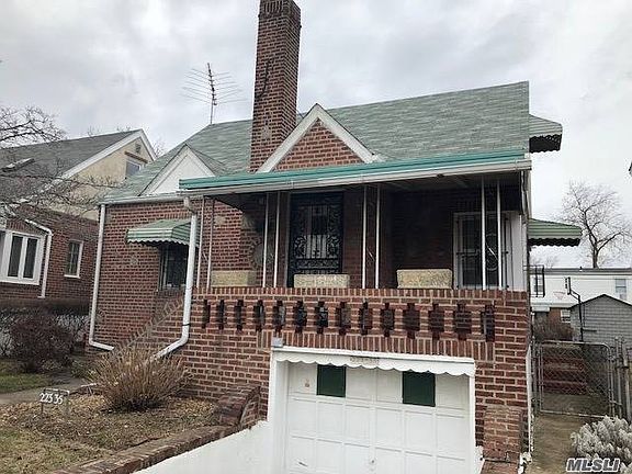 3rd image of 22335 Murdock Ave