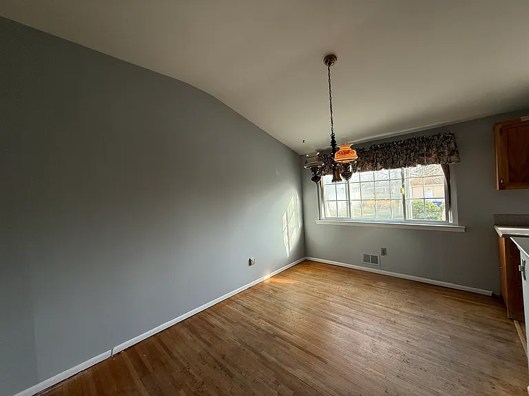 1023 Amethyst Dr — Photo 10