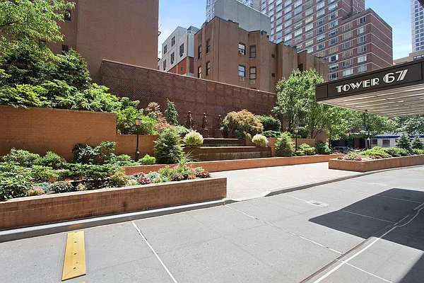 Rented by Mirador Real Estate | media 30