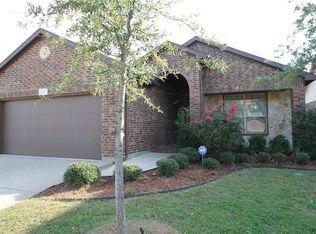 1416 Amazon Dr, Justin, TX 76247