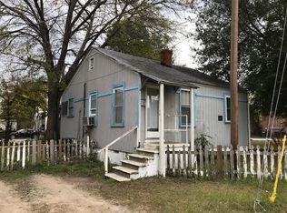 1906 Success St, North Charleston, SC 29405