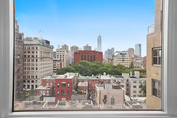 Sold by Corcoran | media 31