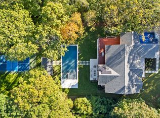 12 Garbis Ln, East Hampton, NY 11937