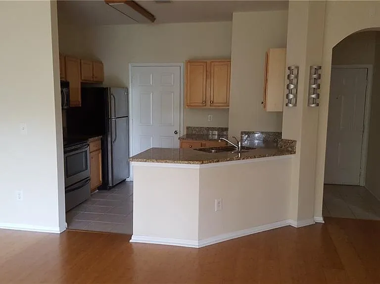 5641 Roswell Rd #106 — Photo 3