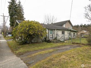 3204 Meridian St, Bellingham, WA 98225