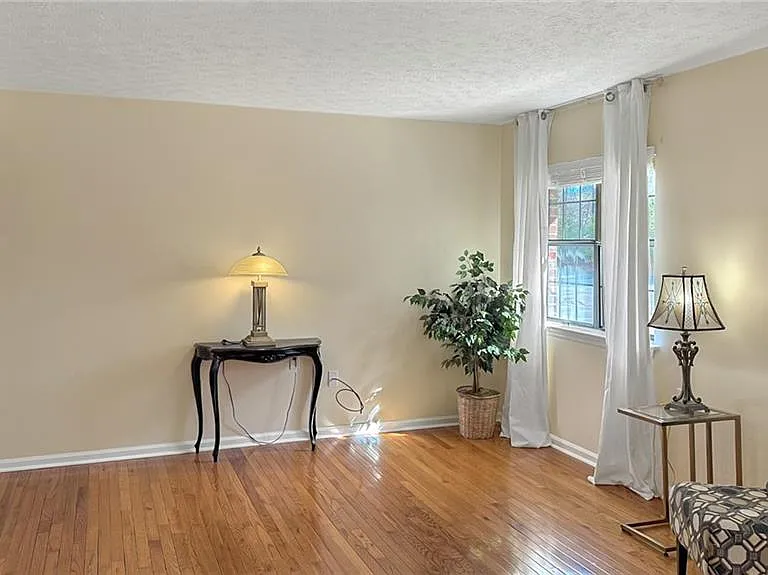 475 Mount Vernon Hwy NE #C225 — Photo 10