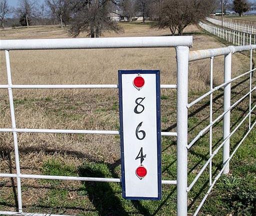 3rd image of 864 Farm Road 1506