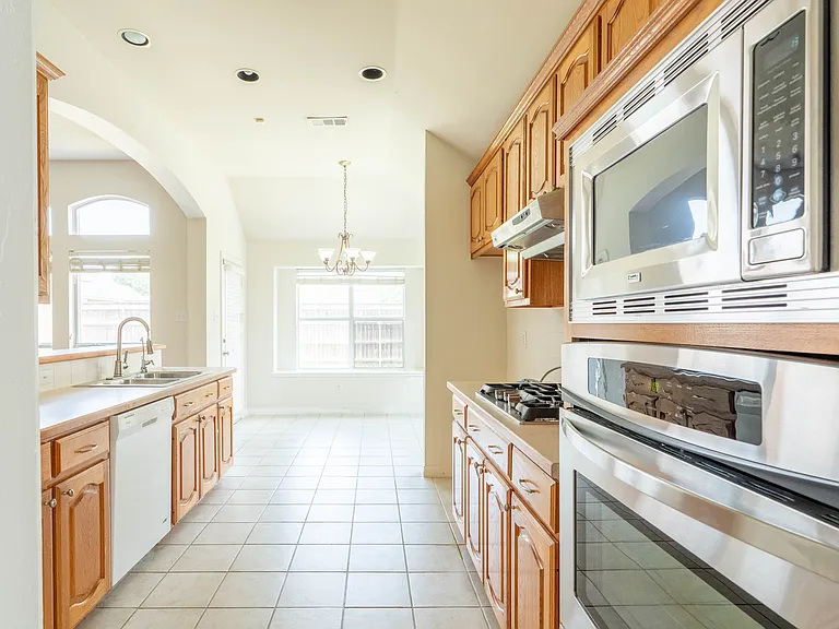 11990 Cobblestone Dr — Photo 21