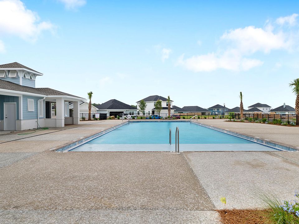 1st image of 22 Bonne Vue Cir