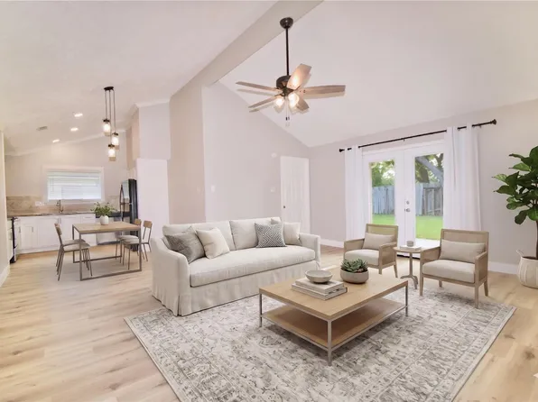 16710 Rippling Mill Dr, Sugar Land, TX 77498