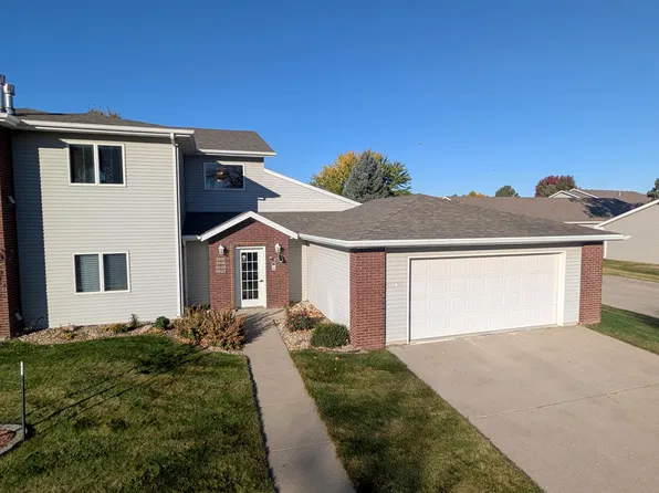 3025 Marina Rd SE, Mandan, ND 58554