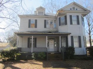 11 W 6th St, Weldon, NC 27890