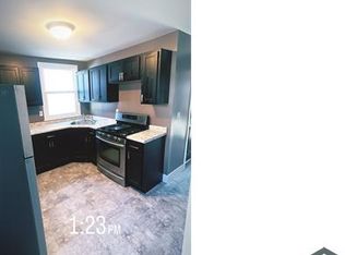 514 4th St APT 2, Pitcairn, PA 15140