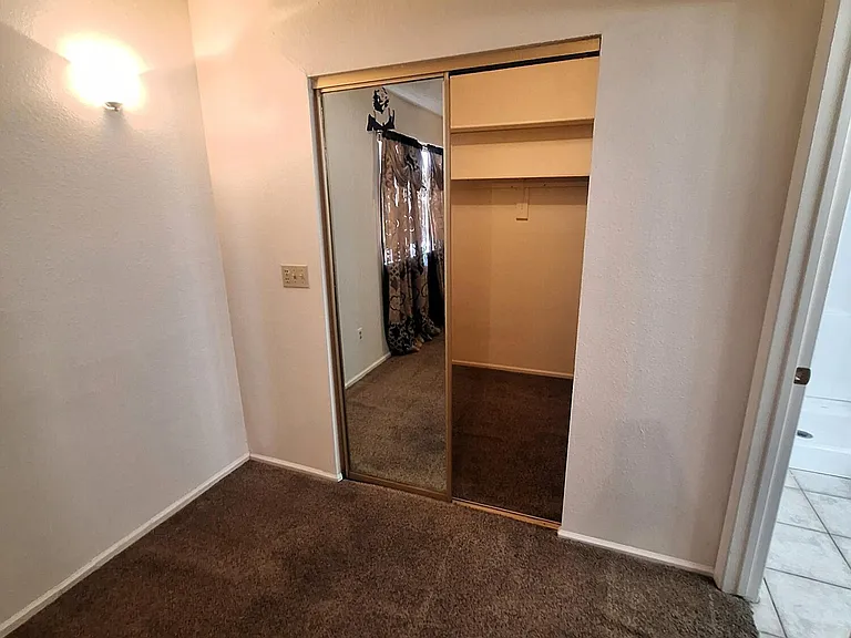 4142 W Sunnyside Ave — Photo 13