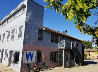 102 S Main St #B, Algonquin, IL 60102