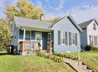 1711 16th Ave, Moline, IL 61265
