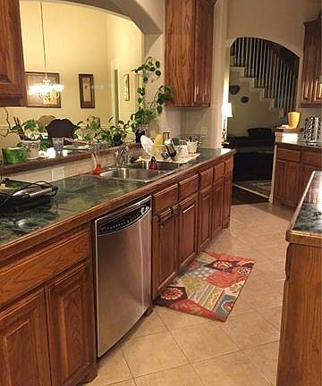 2nd image of 3209 Heatherbrook Ln