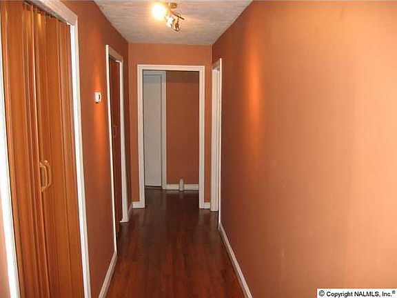 5th image of 1306 Bellevue Dr