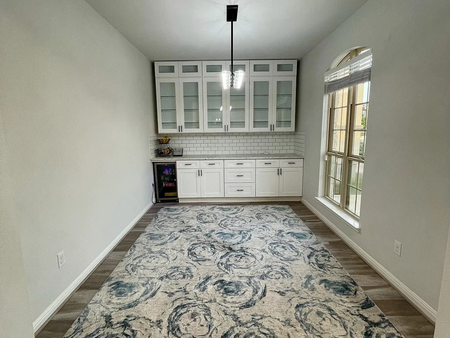4 bed, 2.5 bath, 2576 sqft, $2,650 — Photo 4