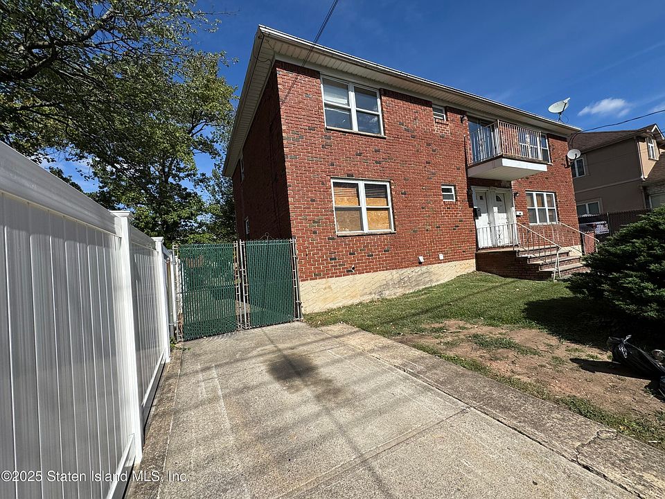 2nd image of 1594 Drumgoole Rd W