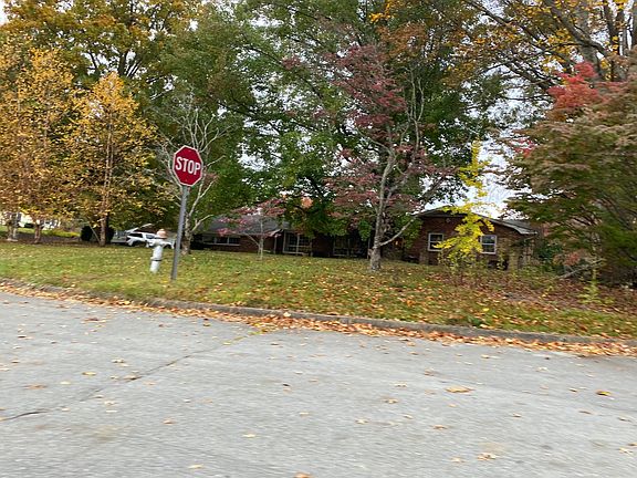 2nd image of 1004 King Richard Blvd
