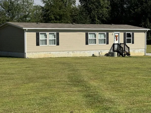 377 Choctaw Ln, Sparta, TN 38583