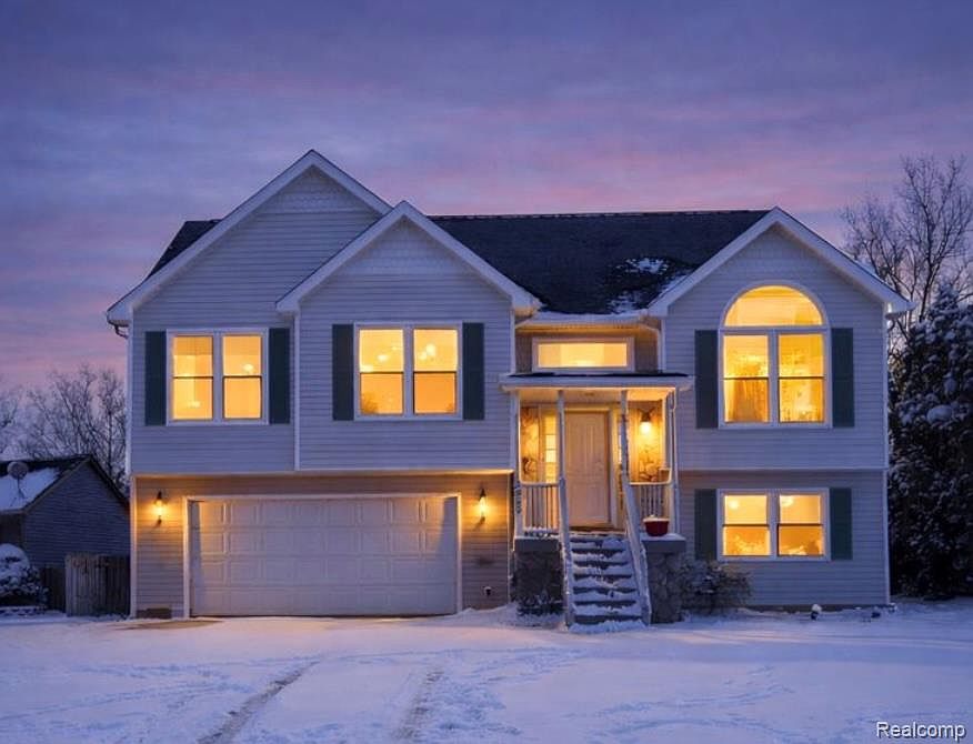 1st image of 2852 Creekside Ct