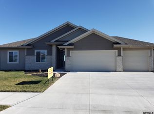 6601 S 200th Ave, Omaha, NE 68136