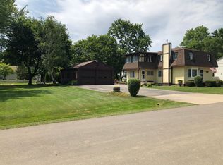 3804 Dearborn Ave, Rochester Hills, MI 48309