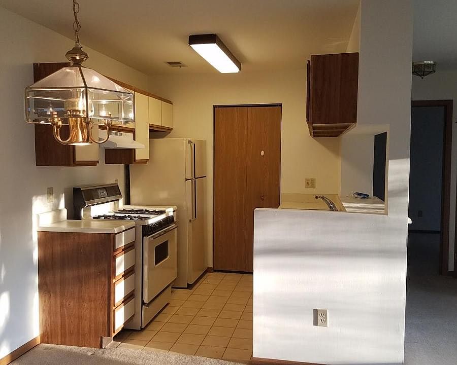 2nd image of 1921 Wood Street # First Floor
