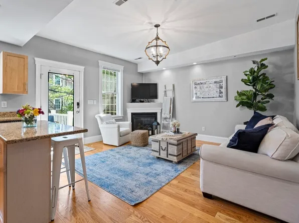 144 W 8th St #Penthouse, Boston, MA 02127